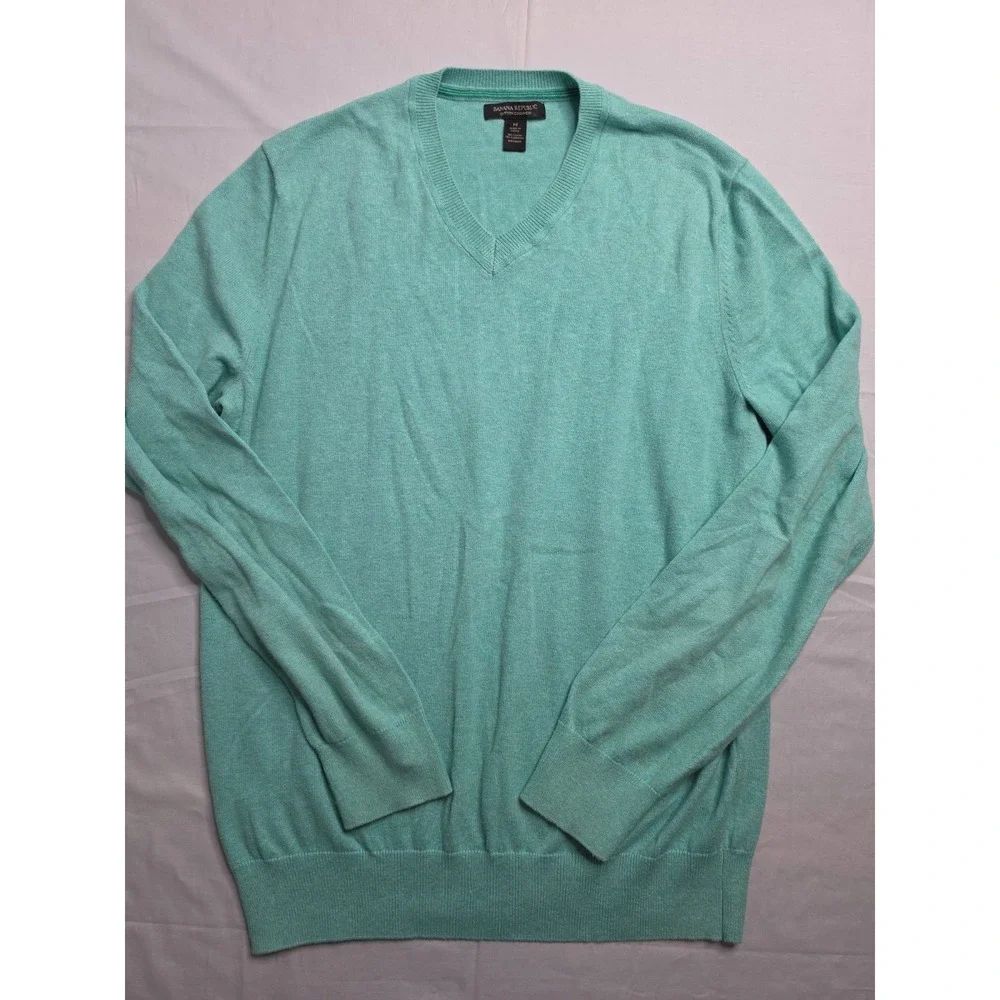 Banana Republic Sweater Men's Medium Light Teal Cotton Knitted V-Neck Warm Wear